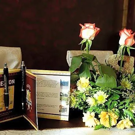 Rexton Hotel 4*